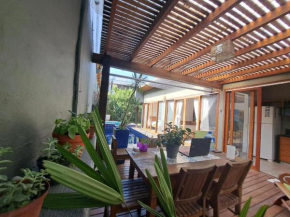 Camburi Beach House - Casa térrea a 50 m da praia